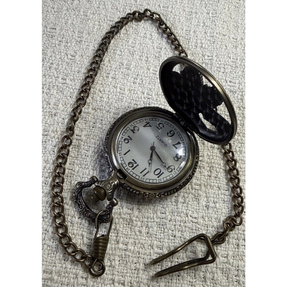 VTG Eagle Pocket Watch Bronze Tone Open Face w Chain Raised Eagle Design W13